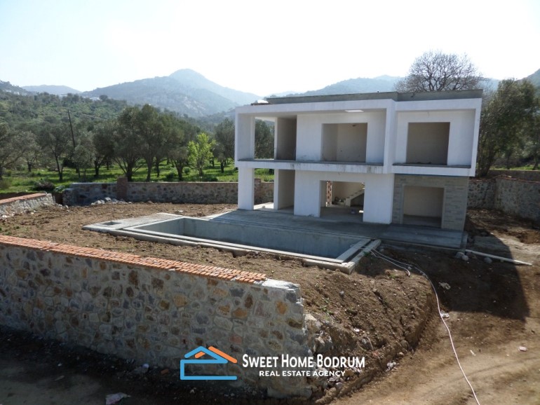 YALIKAVAKTA 800M² BAHÇE İÇİNDE MÜSTAKİL 3+1 VİLLA | Sweet Ho